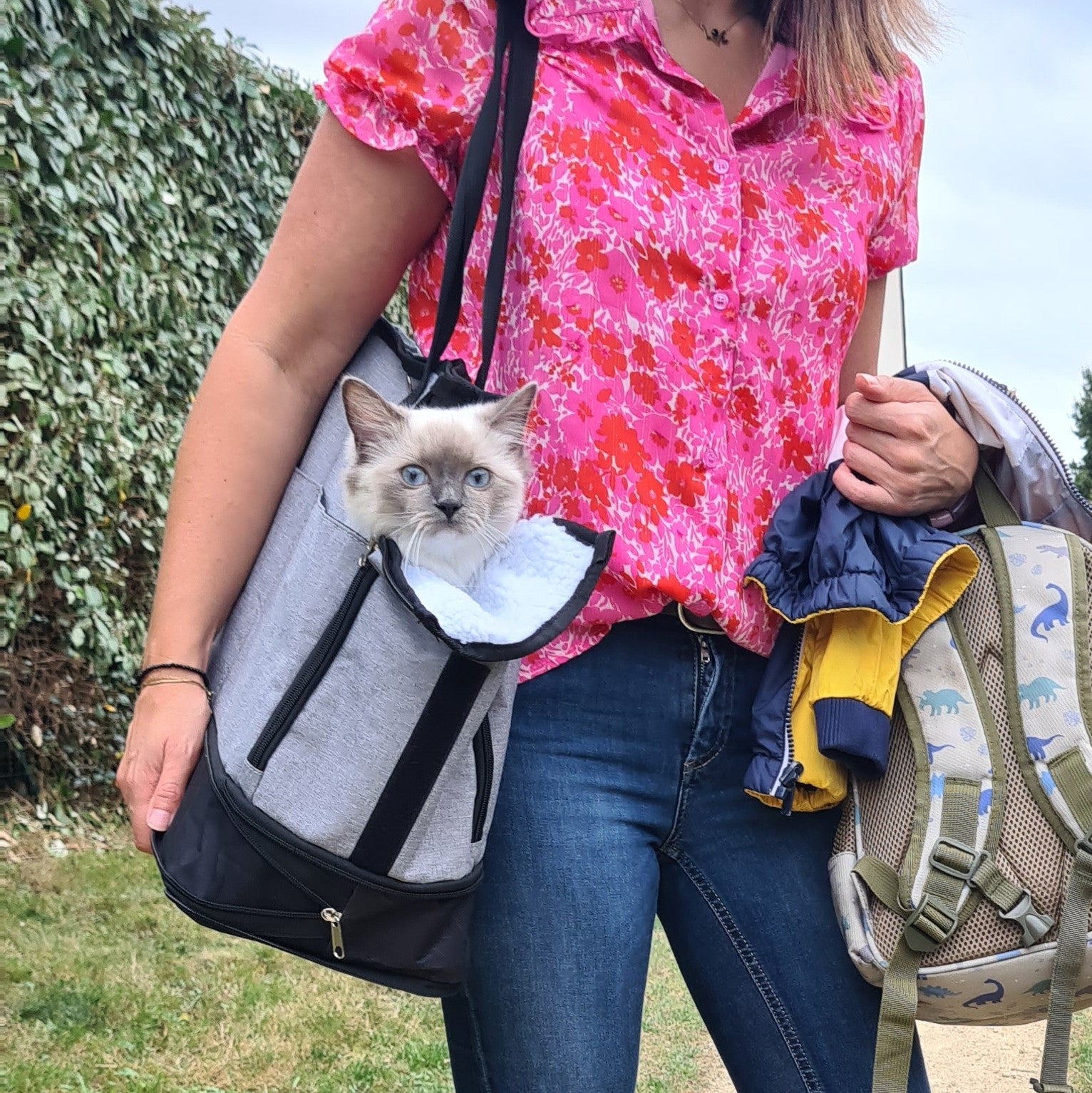 Pecute Pet Carrier for Small Dogs and Cats Tote Bag with Warm Cloth