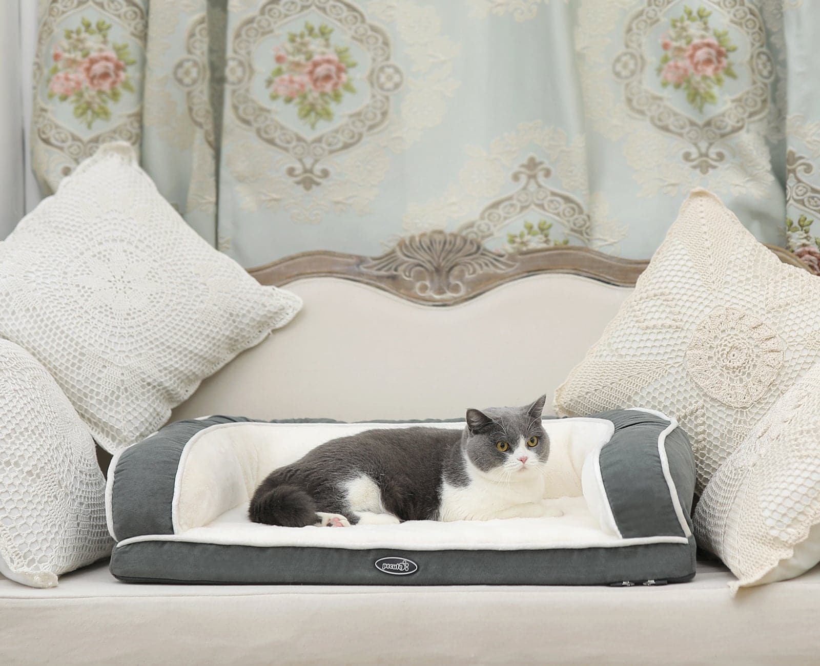 Pecute Orthopedic Pet Sofa Bed (M:76×46×18cm).